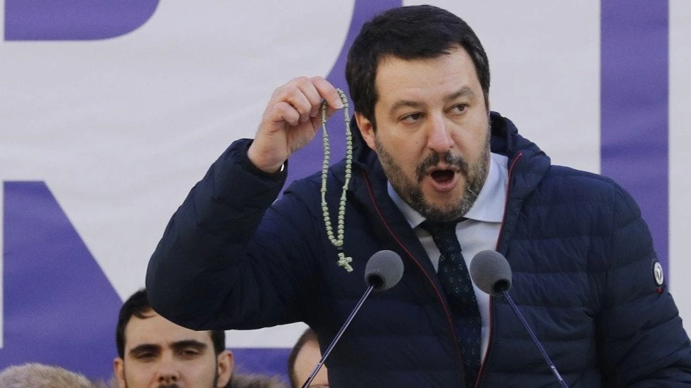 Για πρόεδρος της Κομισιόν ο ηγέτης της Εθνικής Δεξιάς Σαλβίνι;
